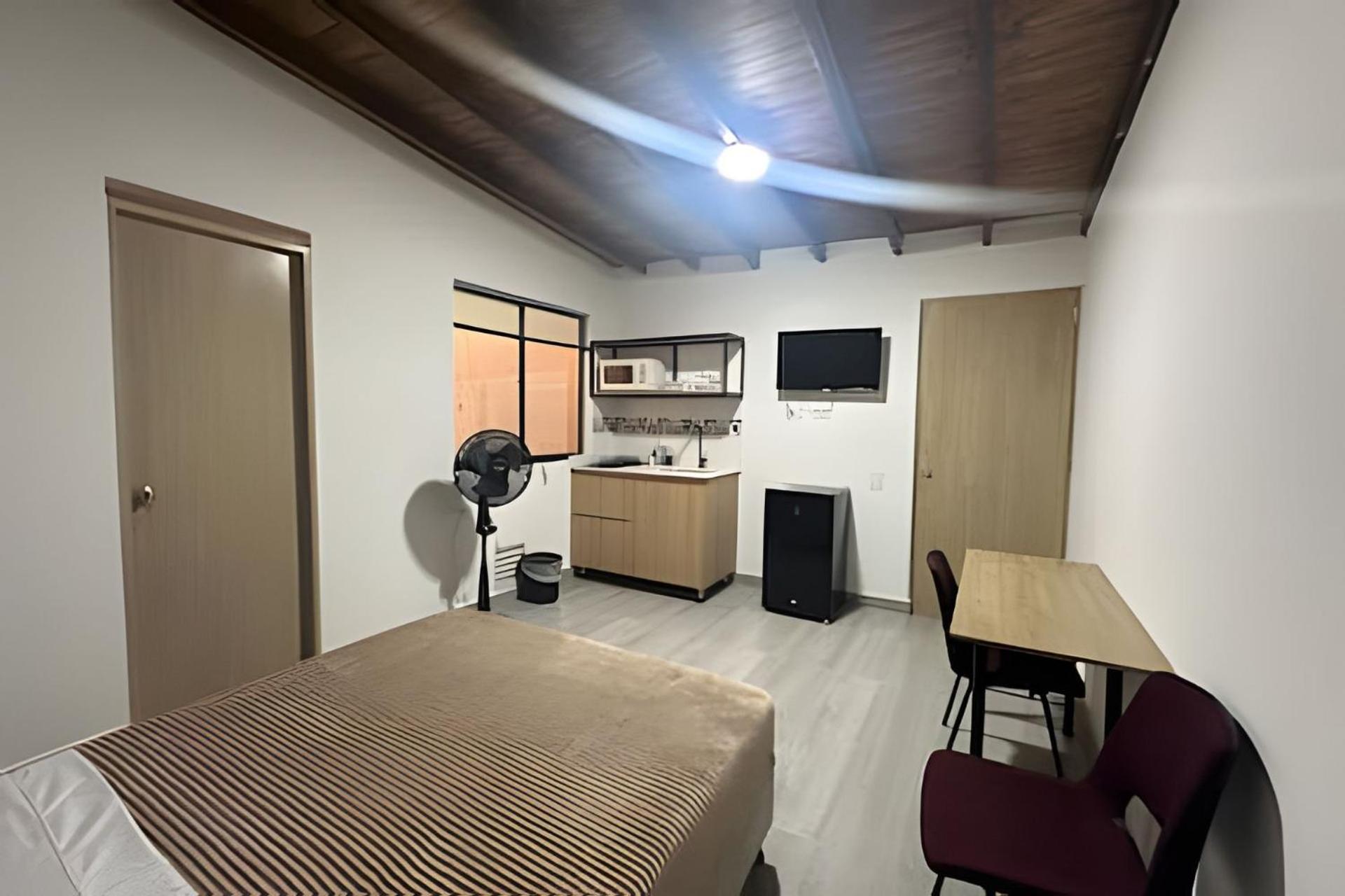 Apartahotel en Laureles