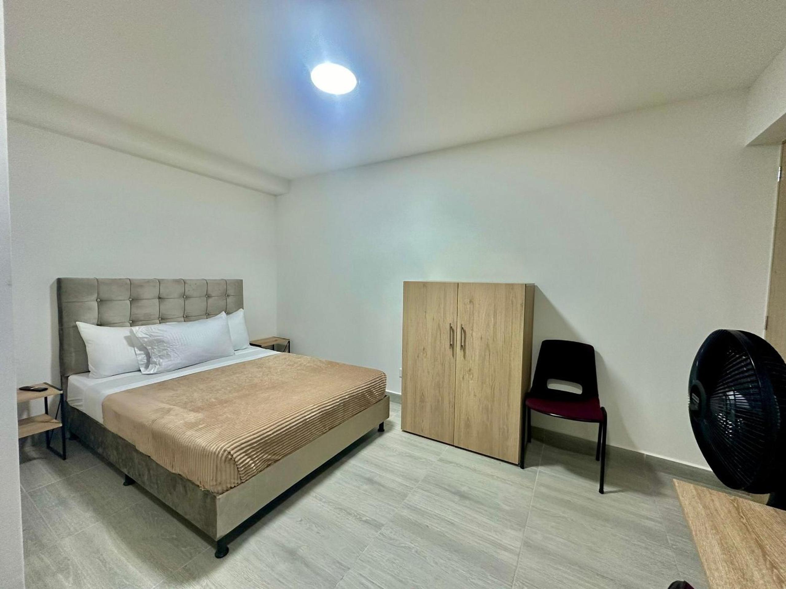 Apartahotel en Laureles