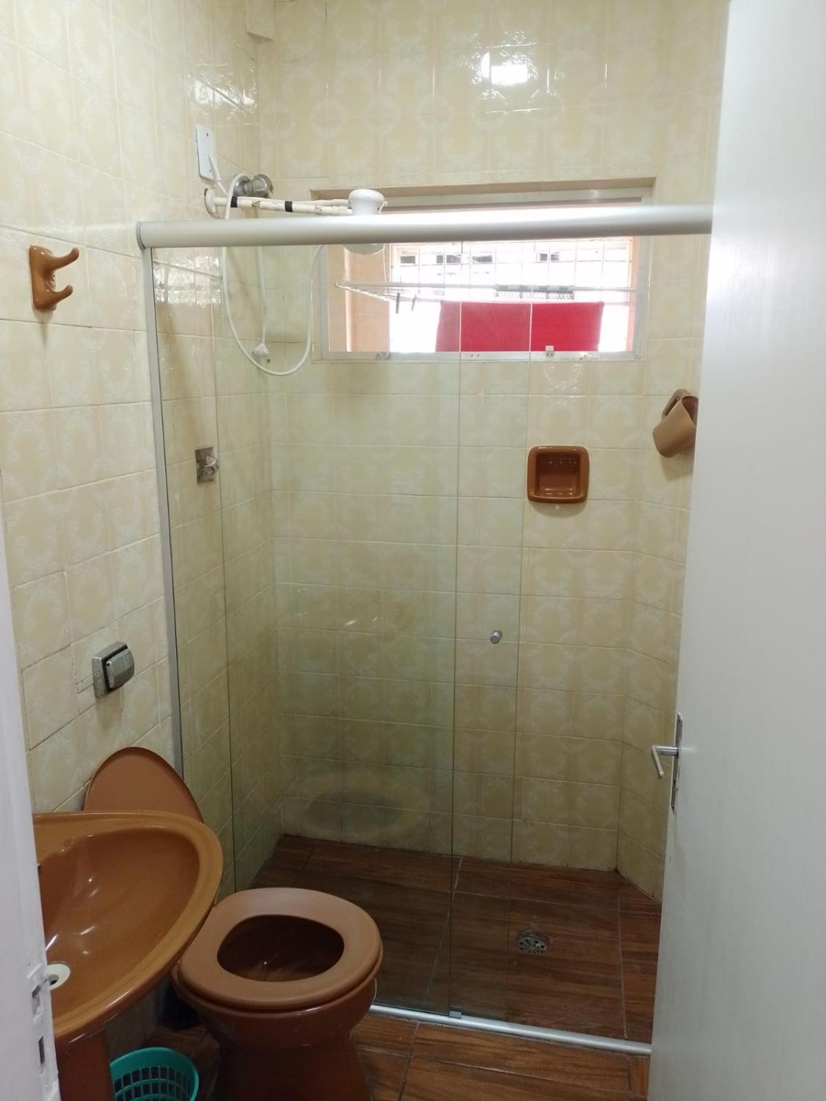 Apartamento até 10 pessoas, 4 quadras Praia Grande Ubatuba-SP