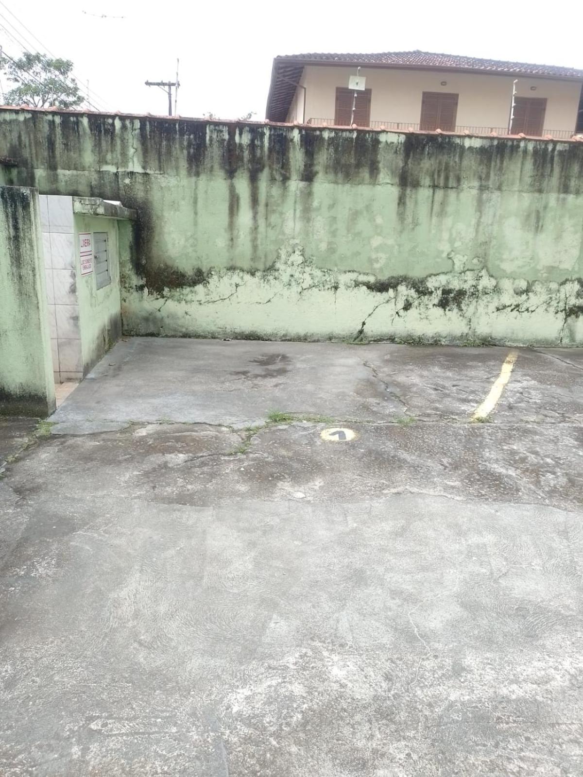 Apartamento até 10 pessoas, 4 quadras Praia Grande Ubatuba-SP