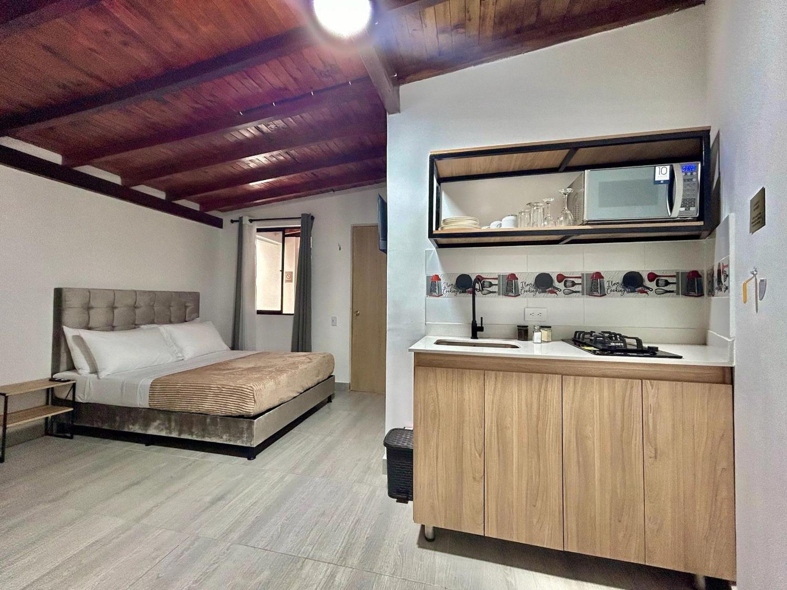 Apartahotel en Laureles