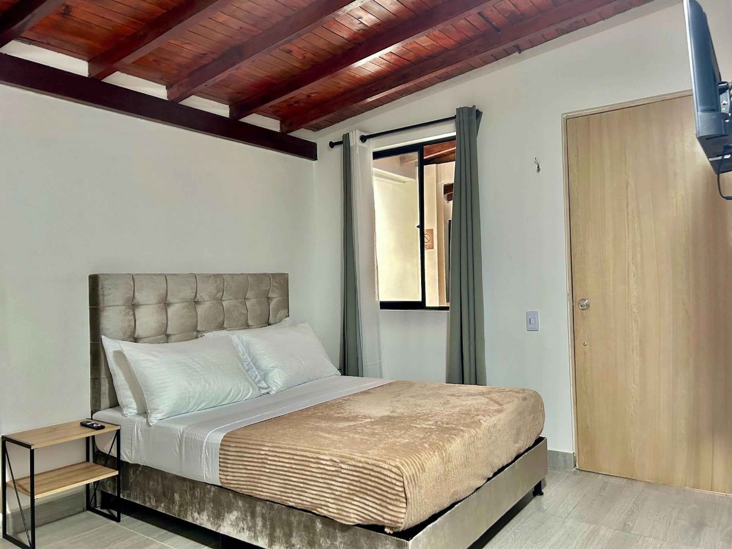 Apartahotel en Laureles