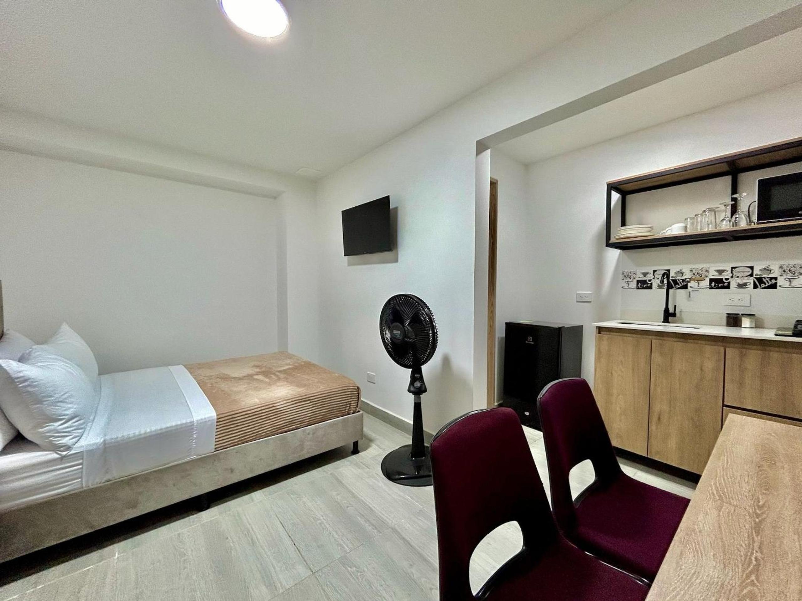 Apartahotel en Laureles