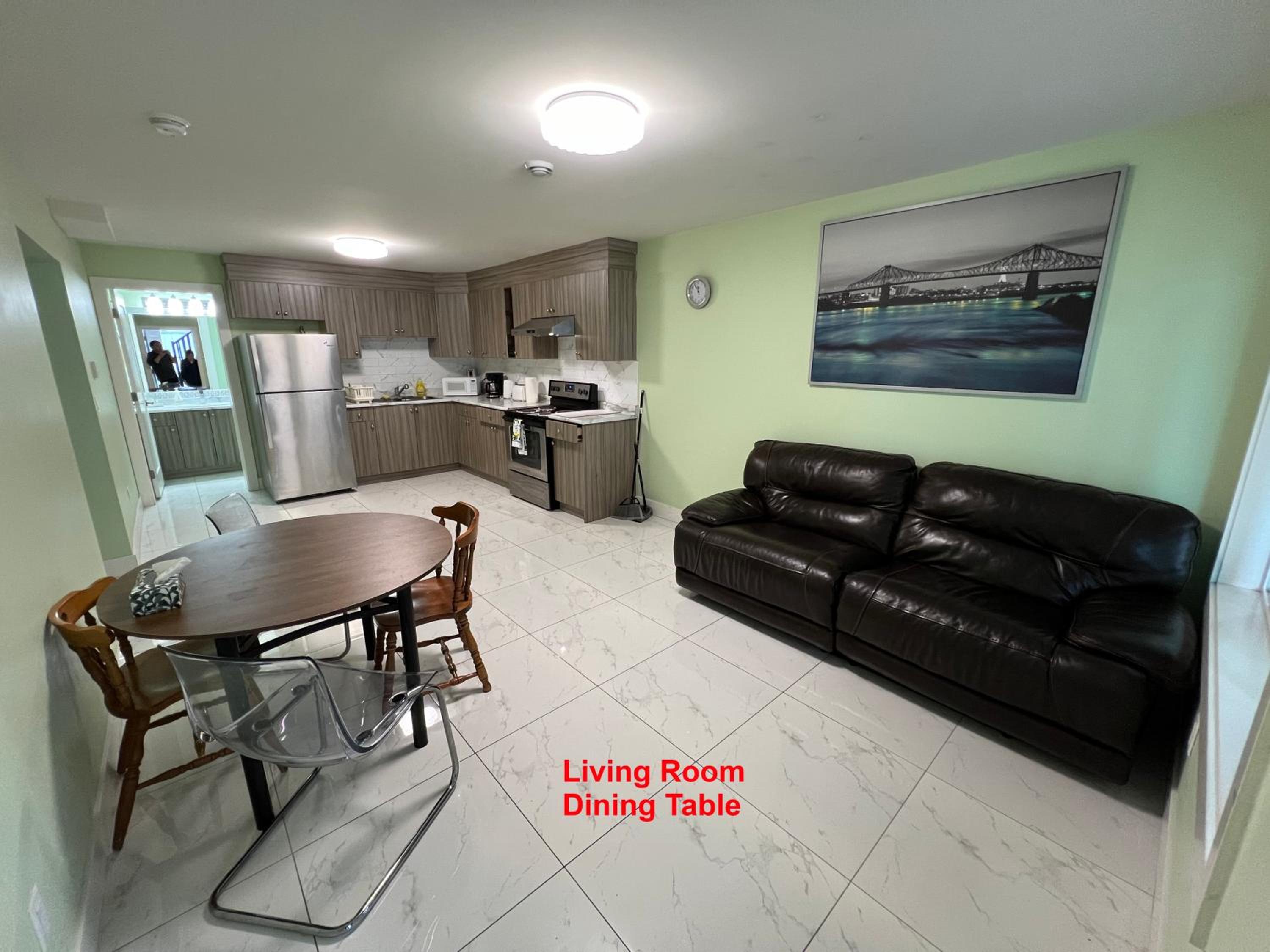 Newton 2-bedroom Suite