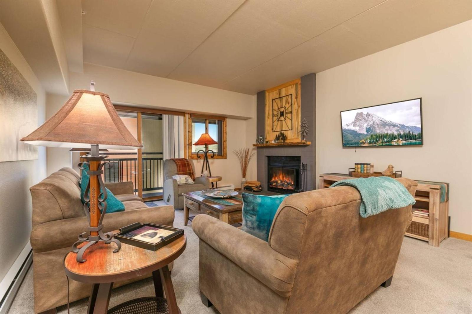 Comfortable 2-Bedroom Village At Breckenridge Condo view 2
