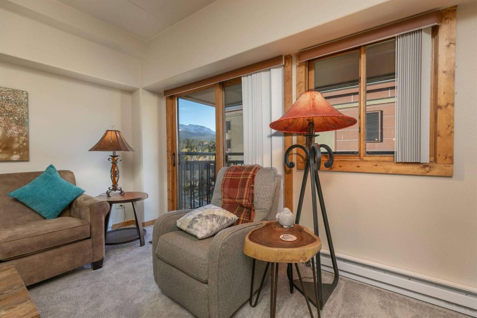 Comfortable 2-Bedroom Village At Breckenridge Condo view 4