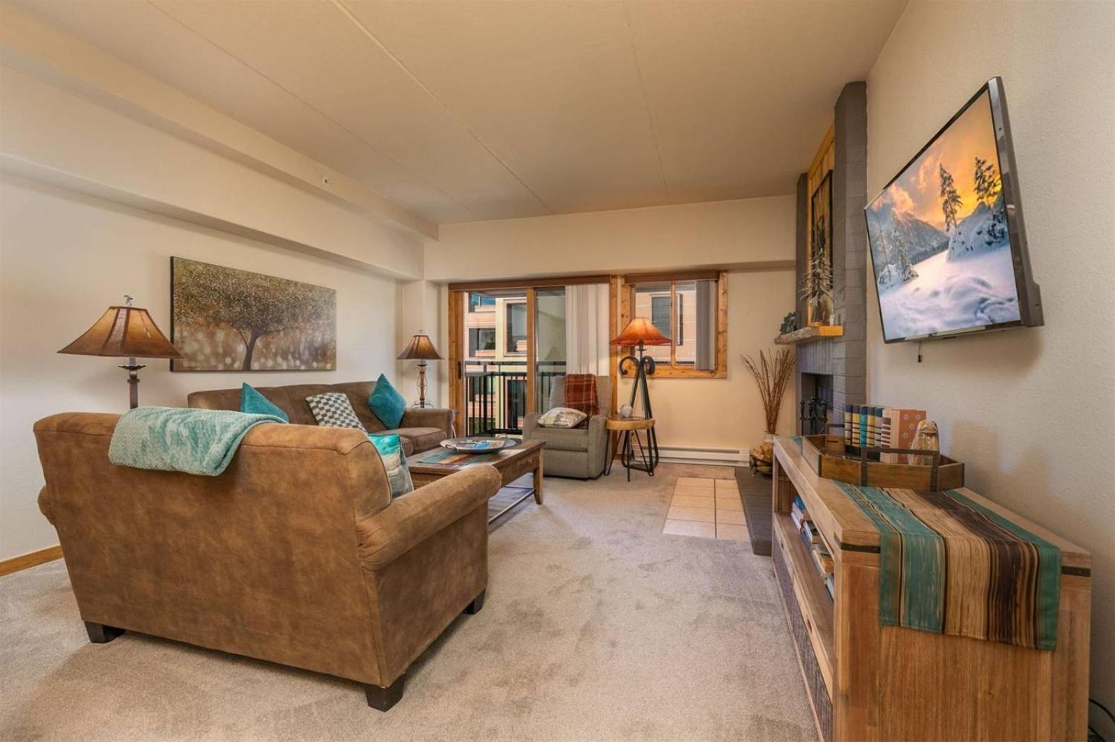 Comfortable 2-Bedroom Village At Breckenridge Condo view 5
