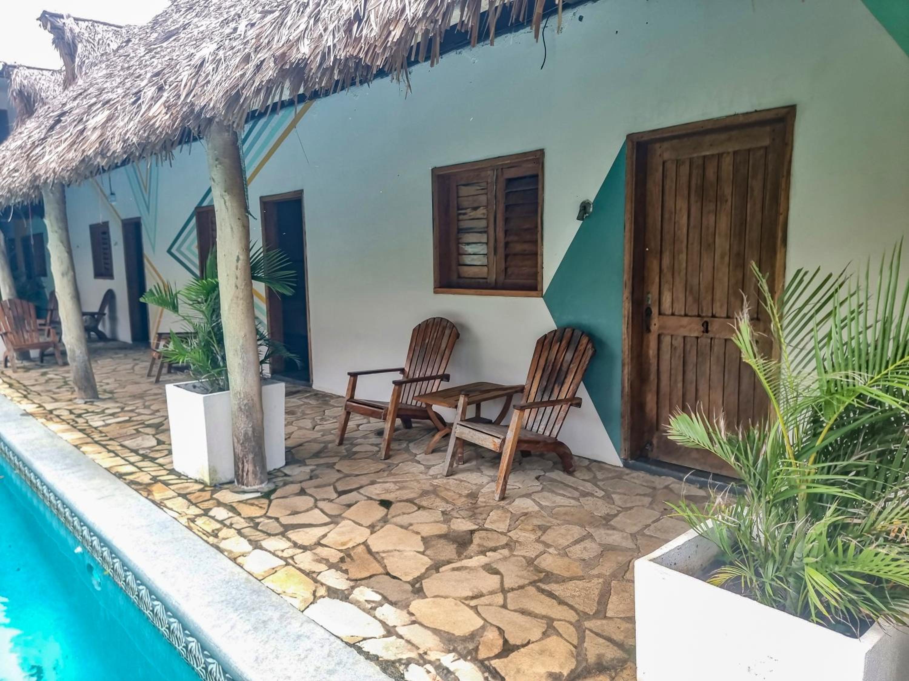 Casa de Olas - Eco Rustic Hostel