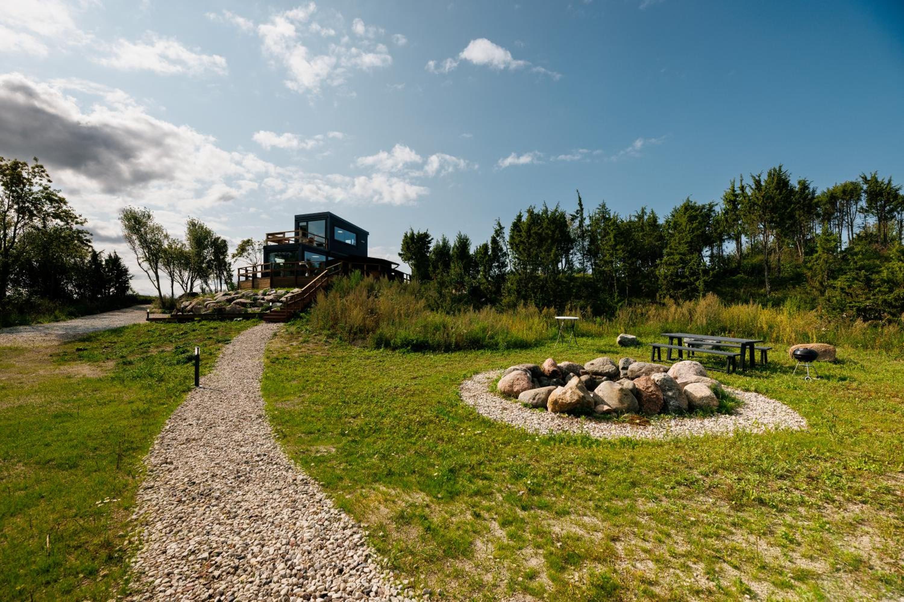 Mereäärne maja ilusa vaatega
