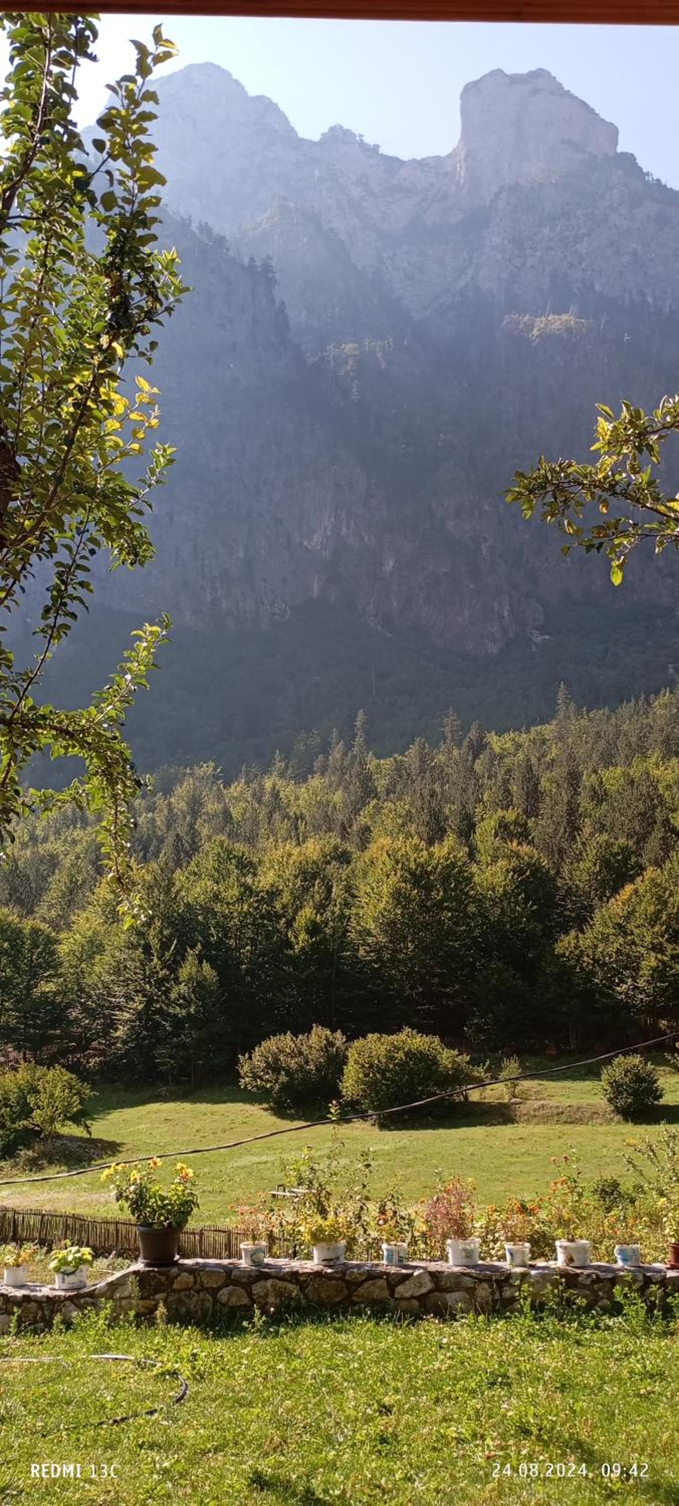 Bujtina Sherifaj