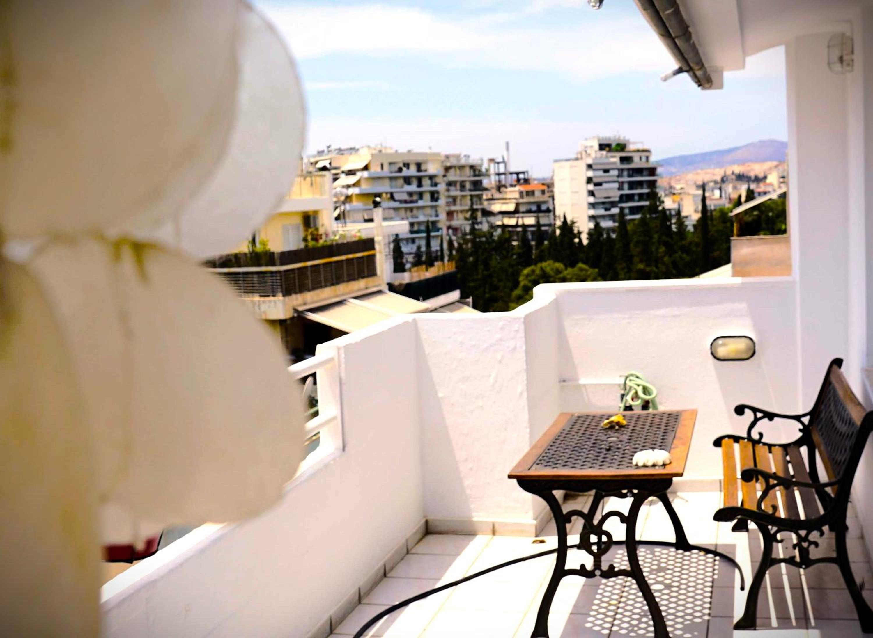Mets Athens modern Maisonette, spacious view