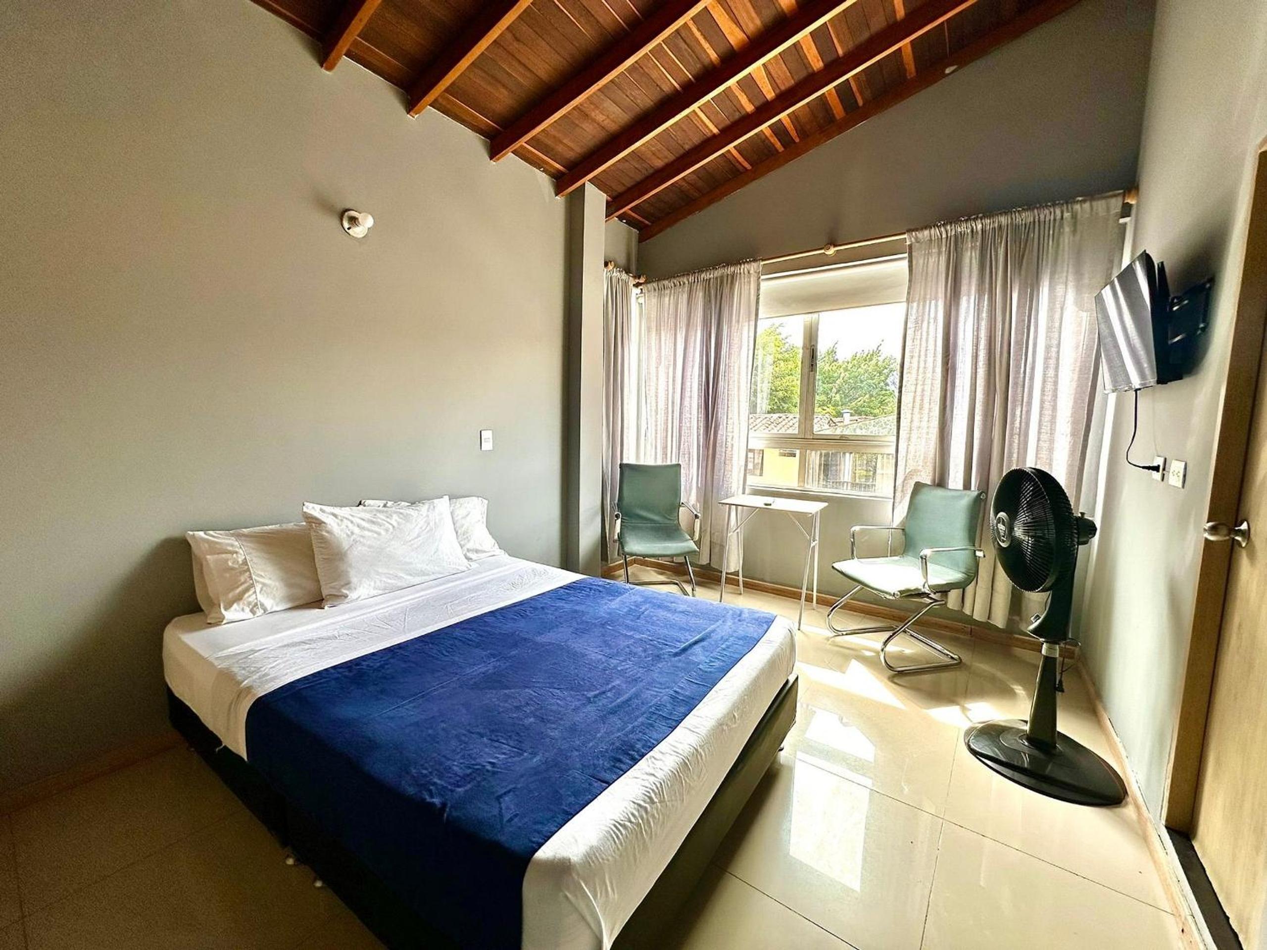 Laureles Apartments and Lofts