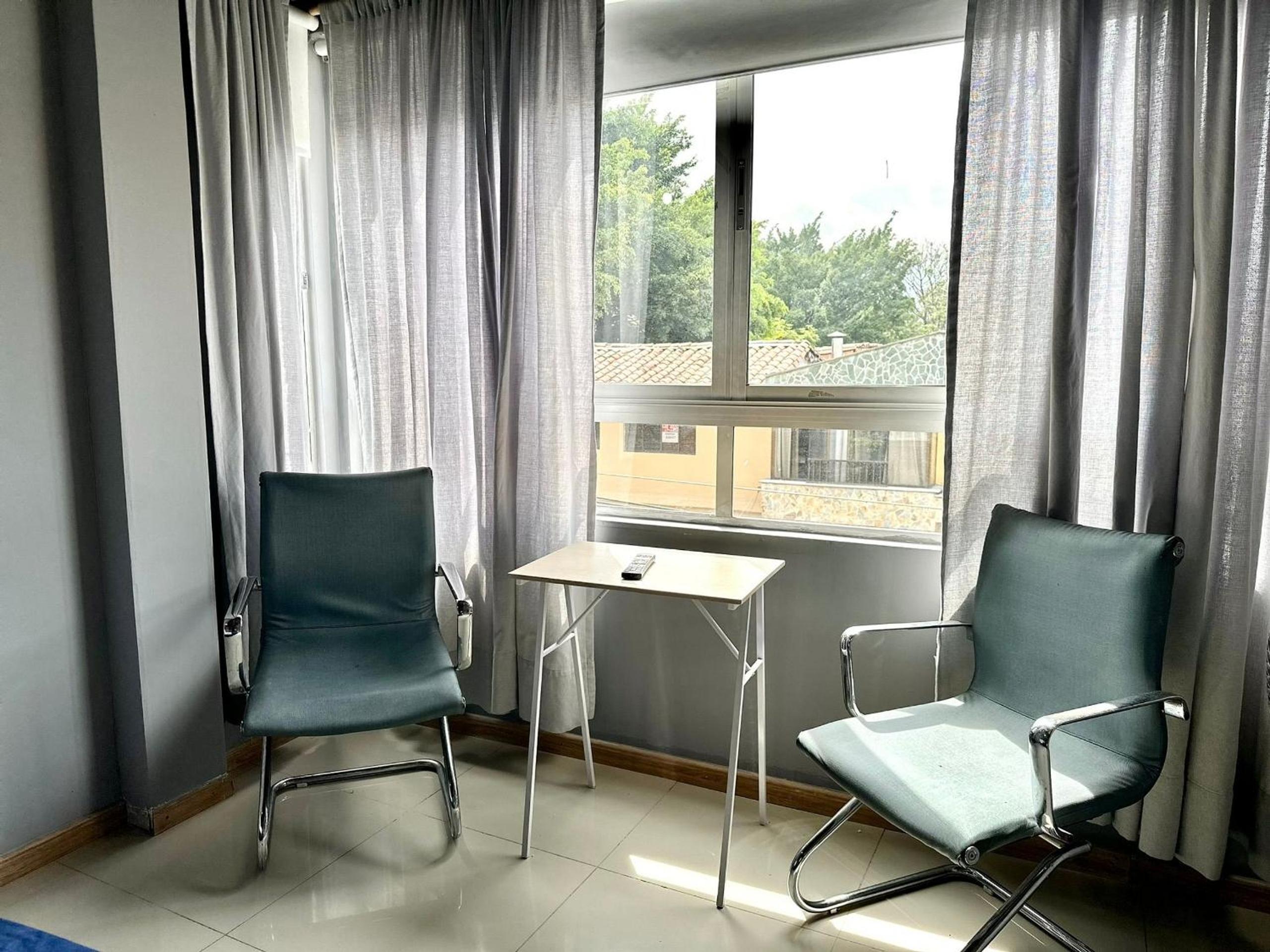 Laureles Apartments and Lofts