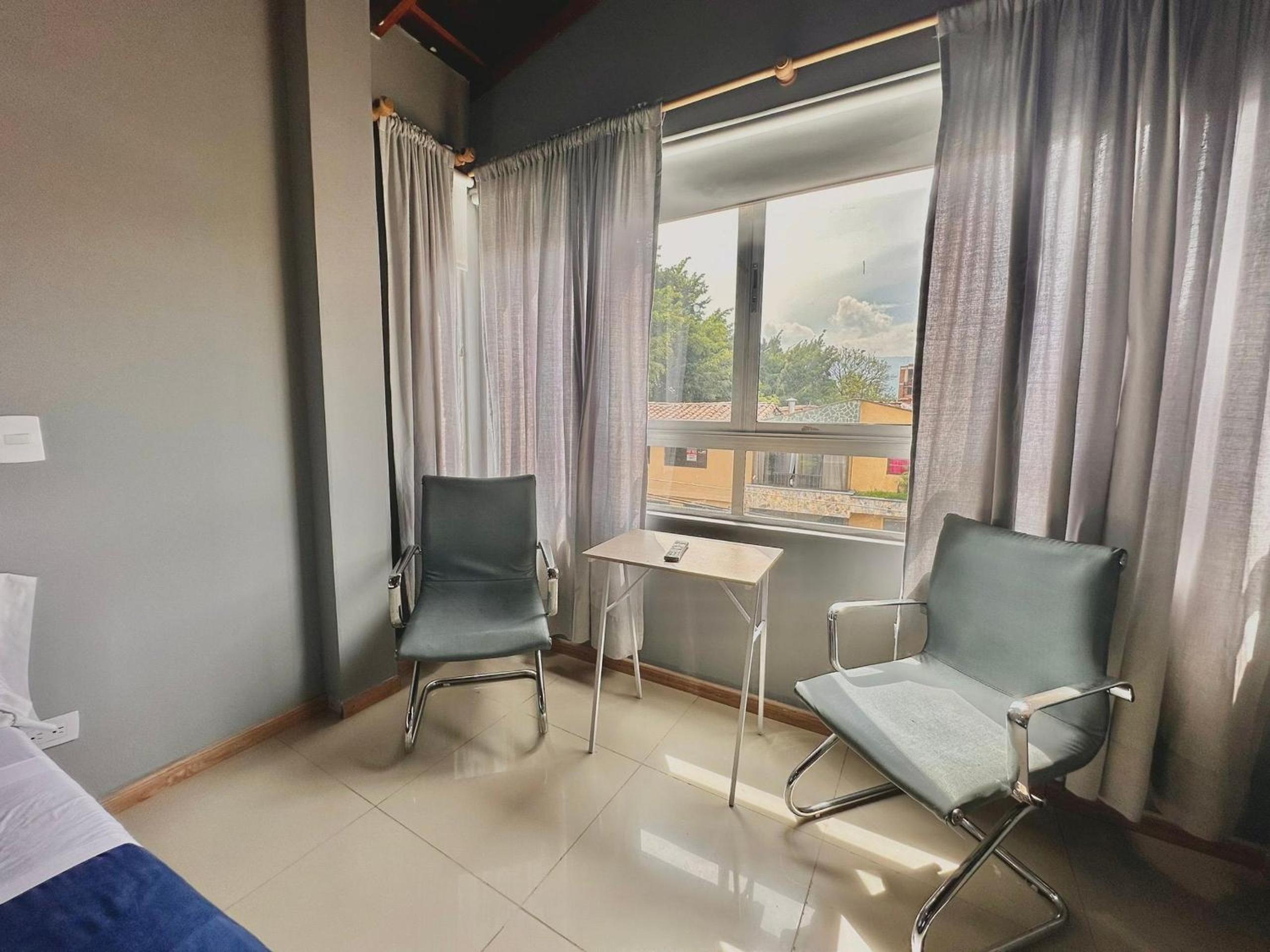 Laureles Apartments and Lofts