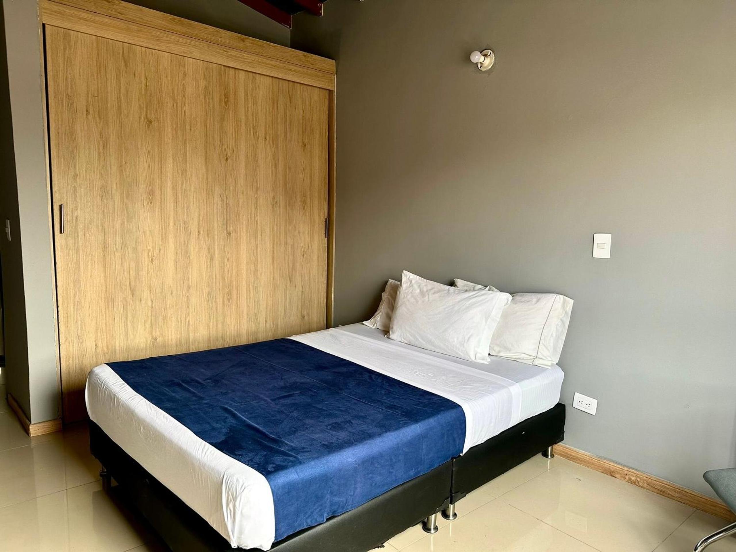 Laureles Apartments and Lofts