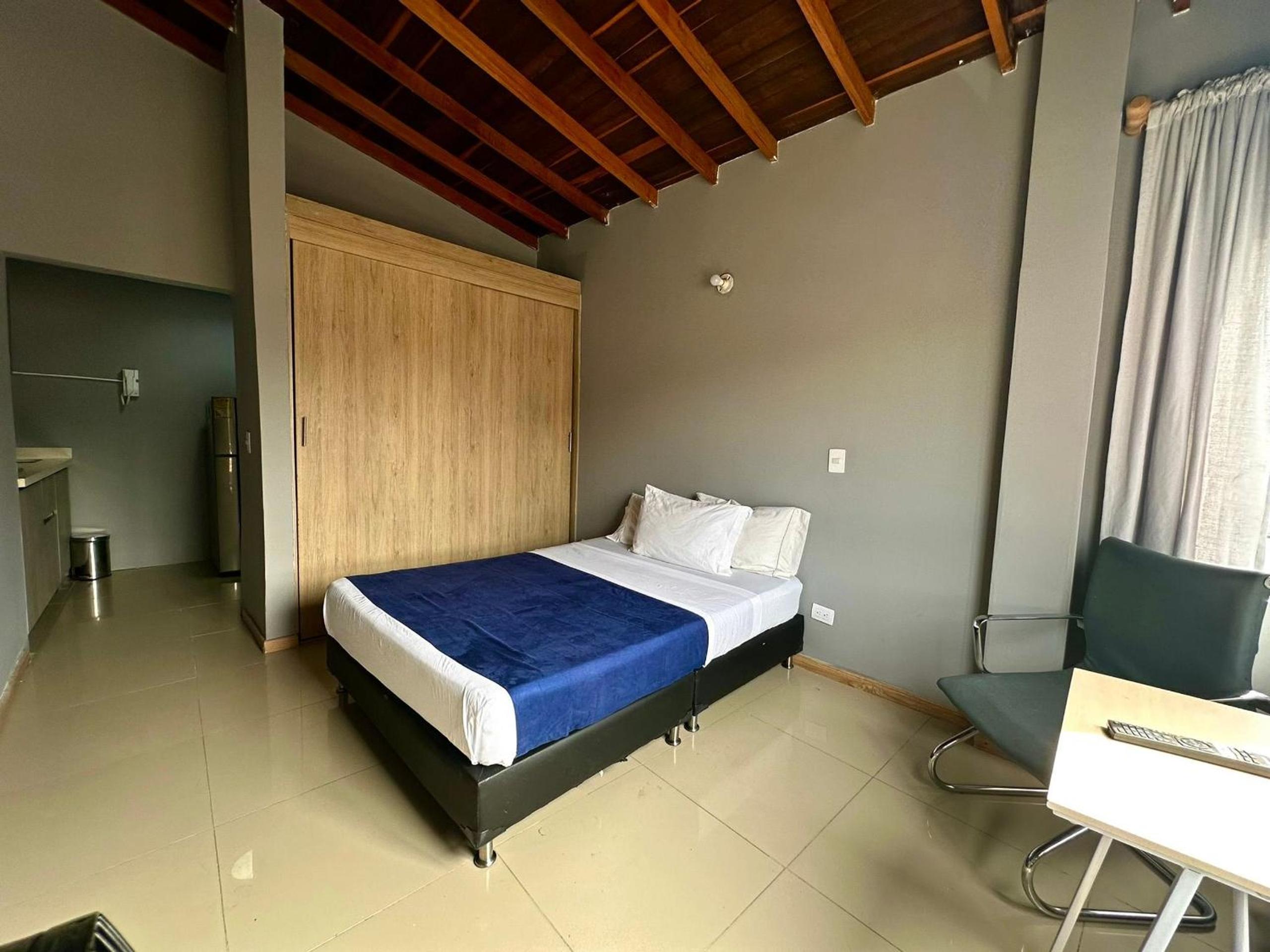 Laureles Apartments and Lofts