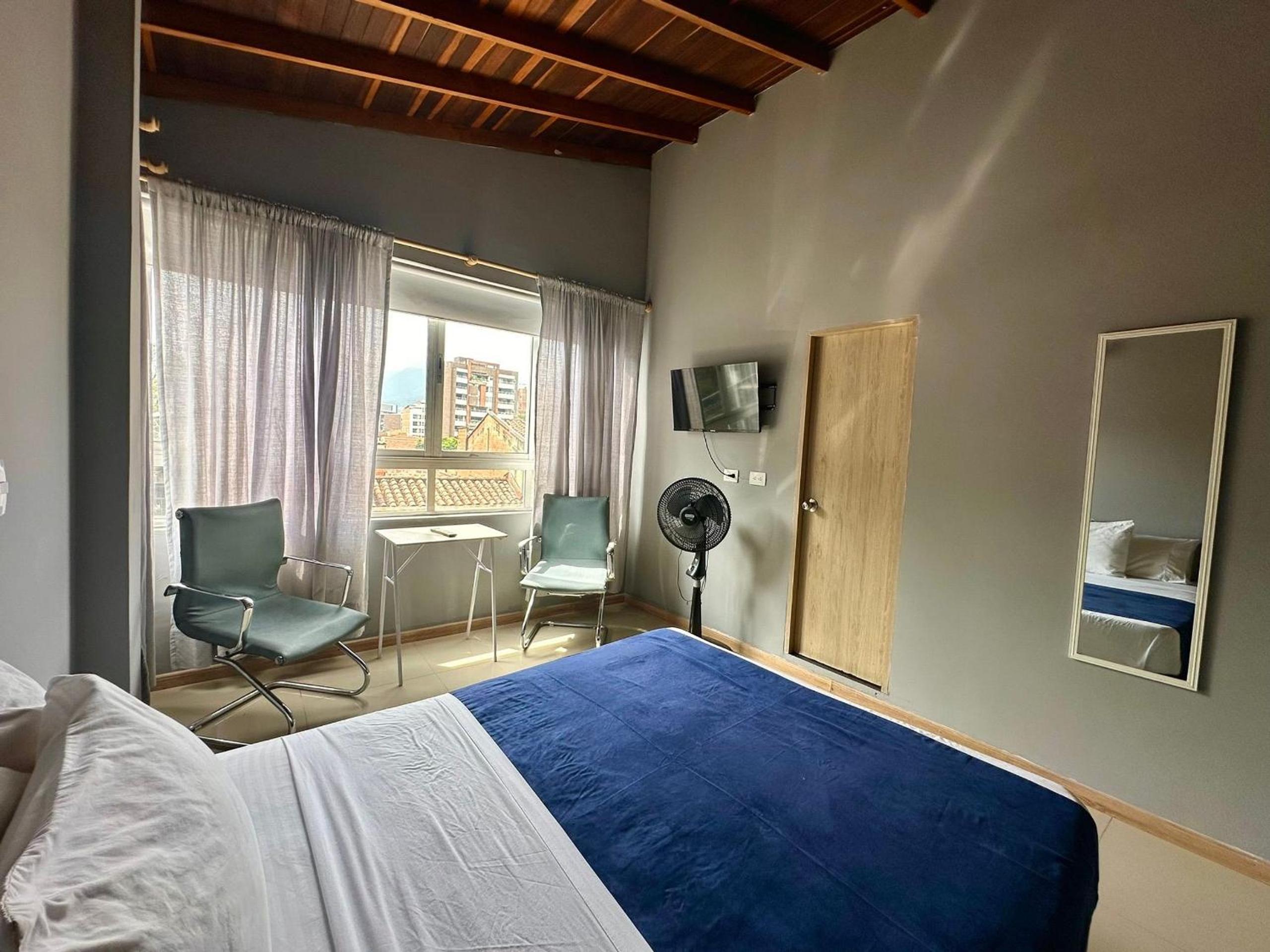 Laureles Apartments and Lofts