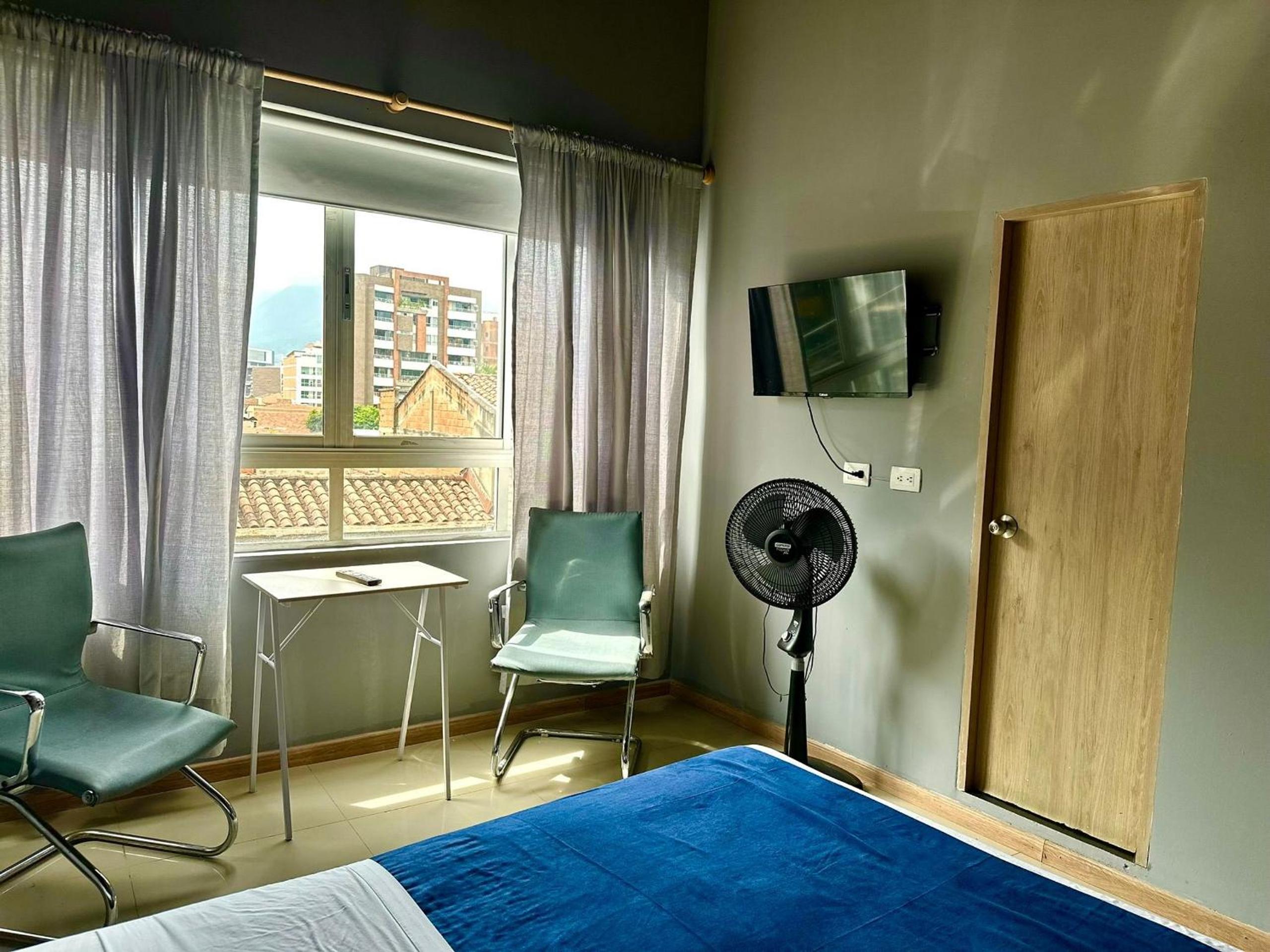 Laureles Apartments and Lofts