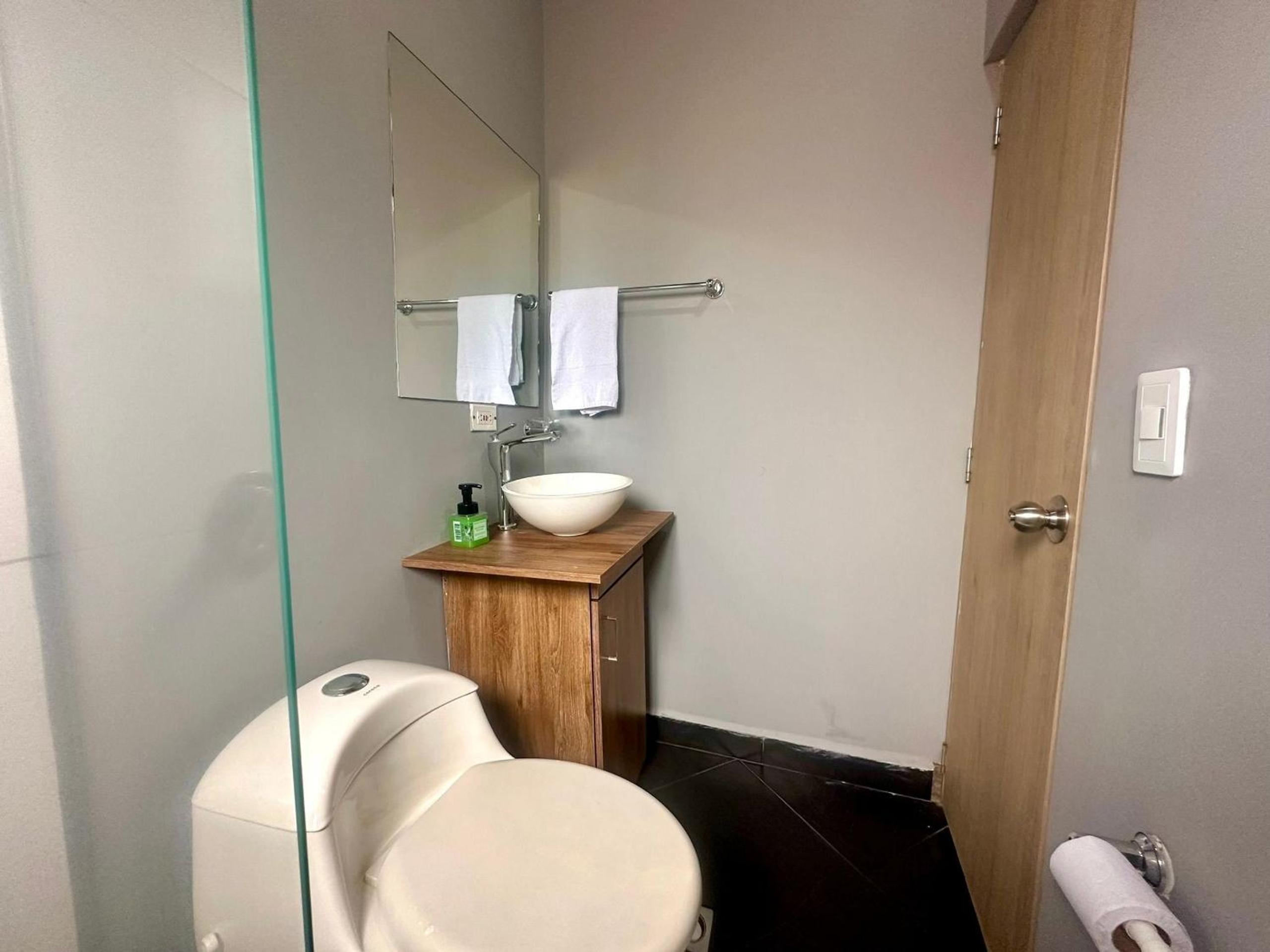 Laureles Apartments and Lofts