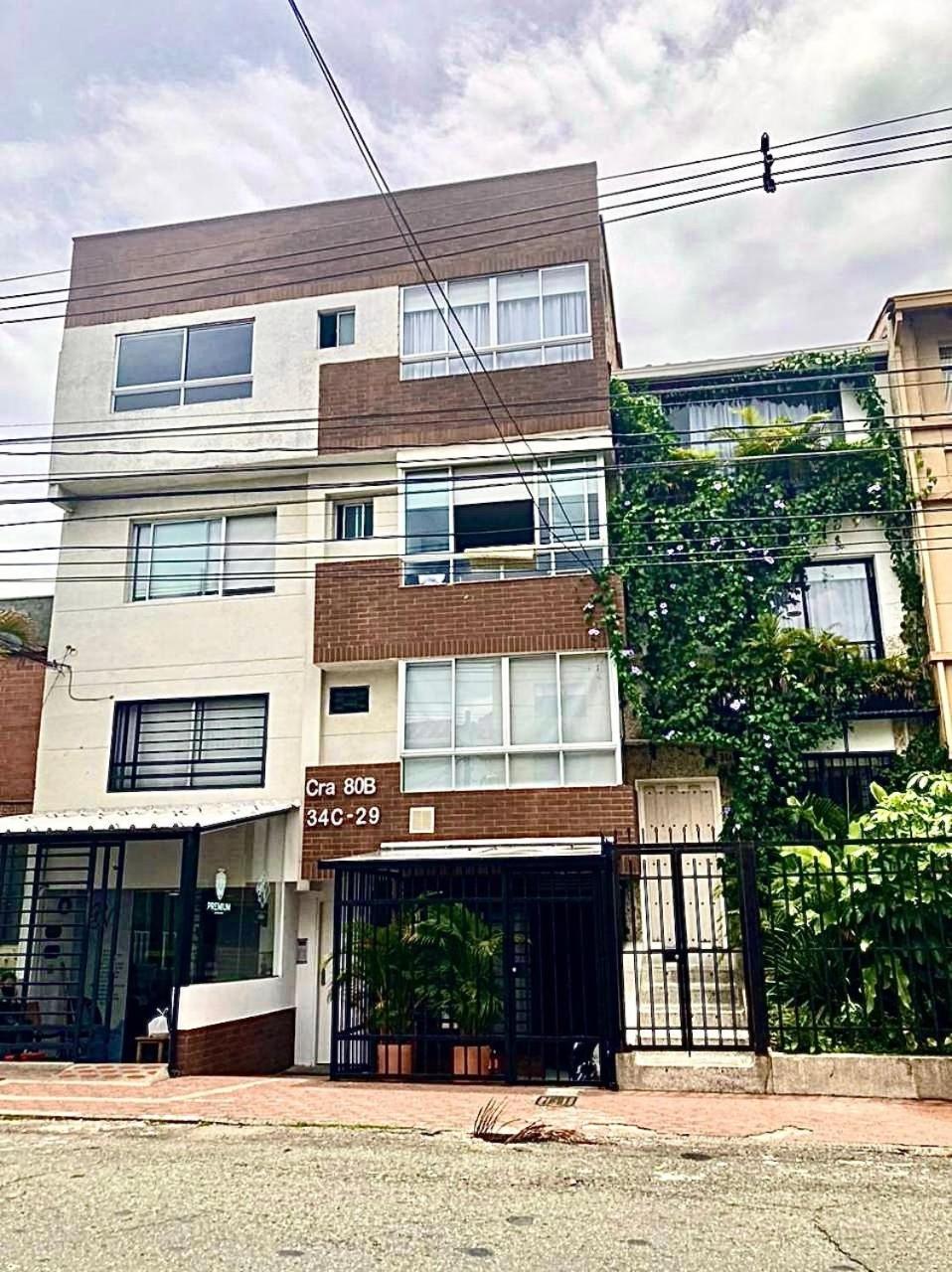 Laureles Apartments and Lofts