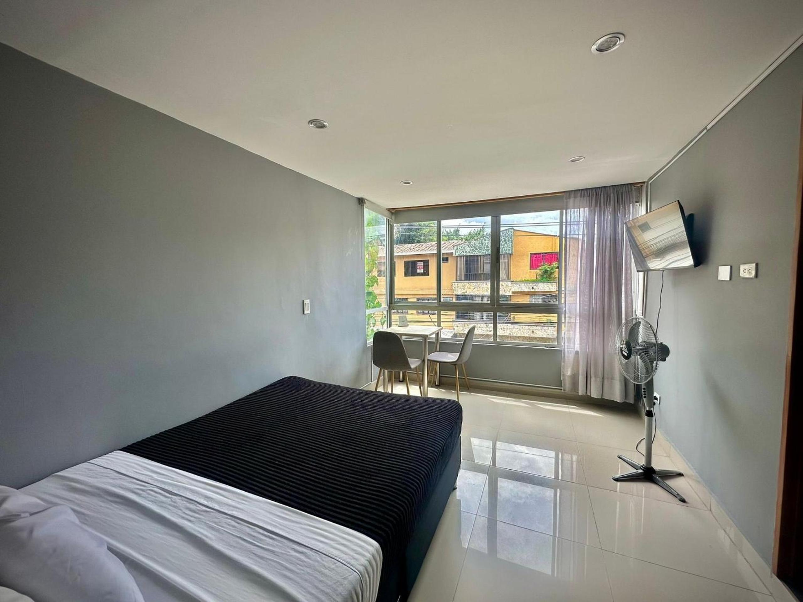 Laureles Apartments and Lofts