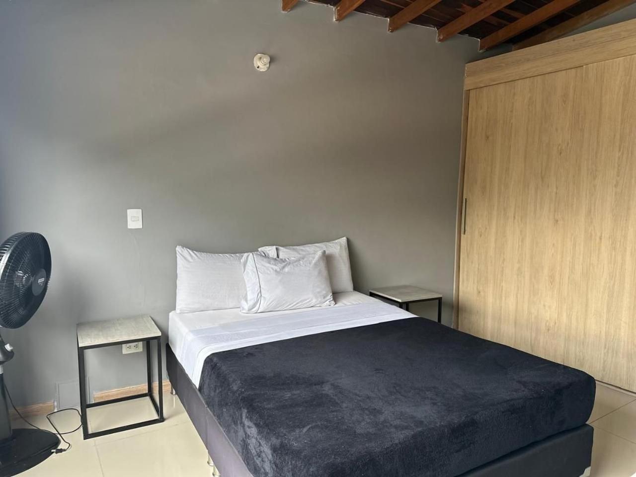 Laureles Apartments and Lofts