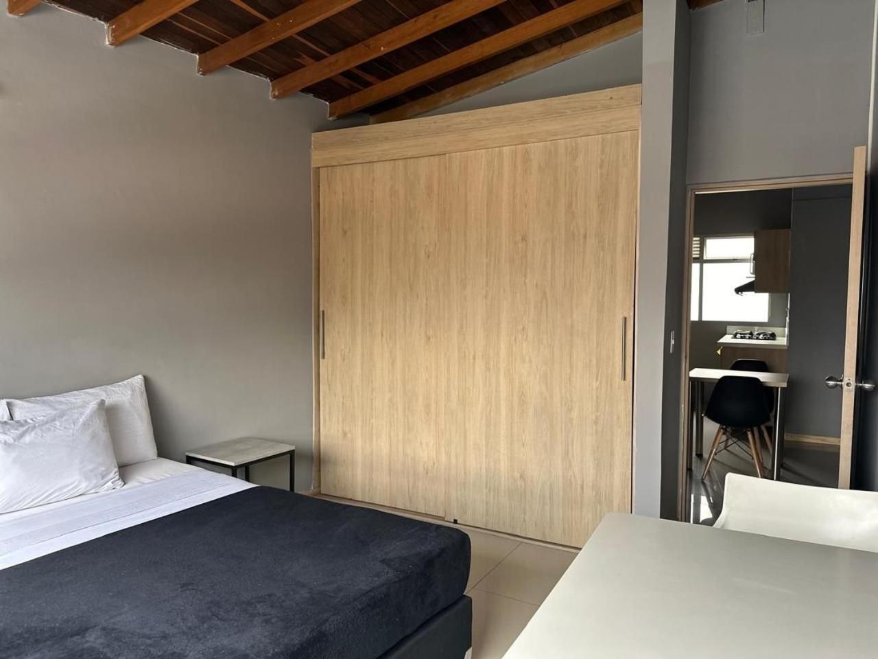 Laureles Apartments and Lofts