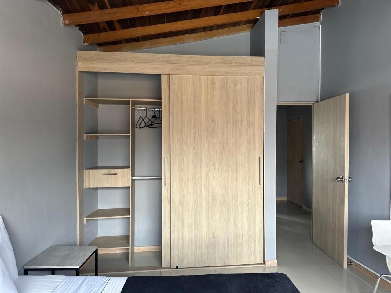 Laureles Apartments and Lofts
