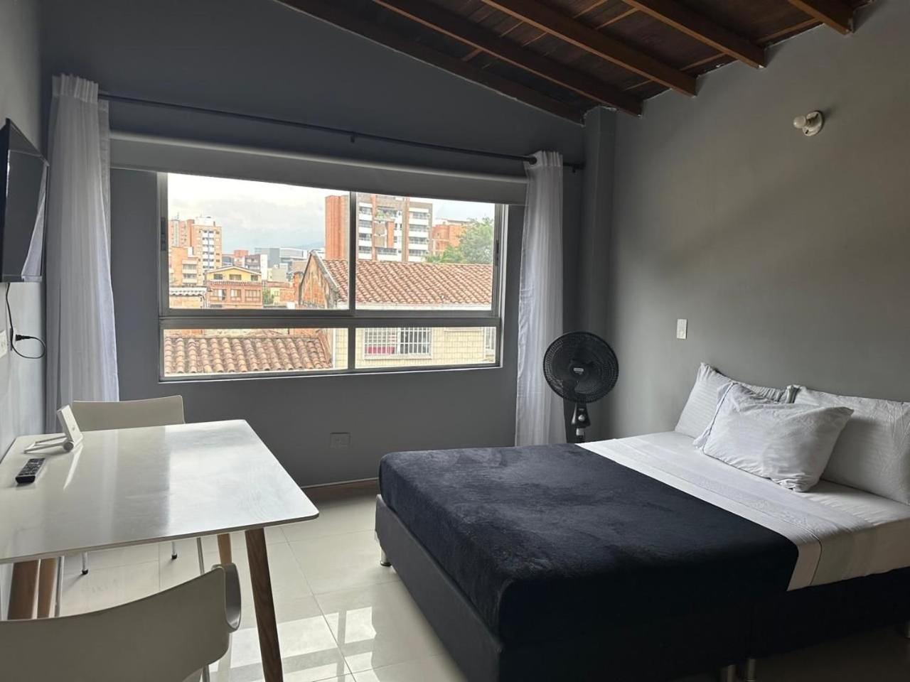 Laureles Apartments and Lofts