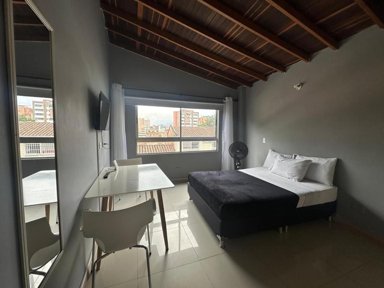 Laureles Apartments and Lofts