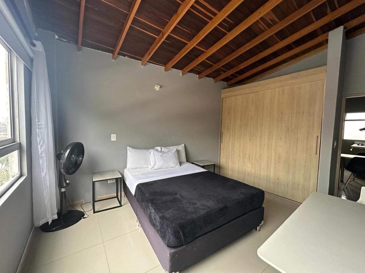 Laureles Apartments and Lofts