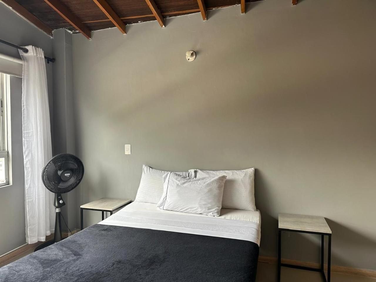 Laureles Apartments and Lofts