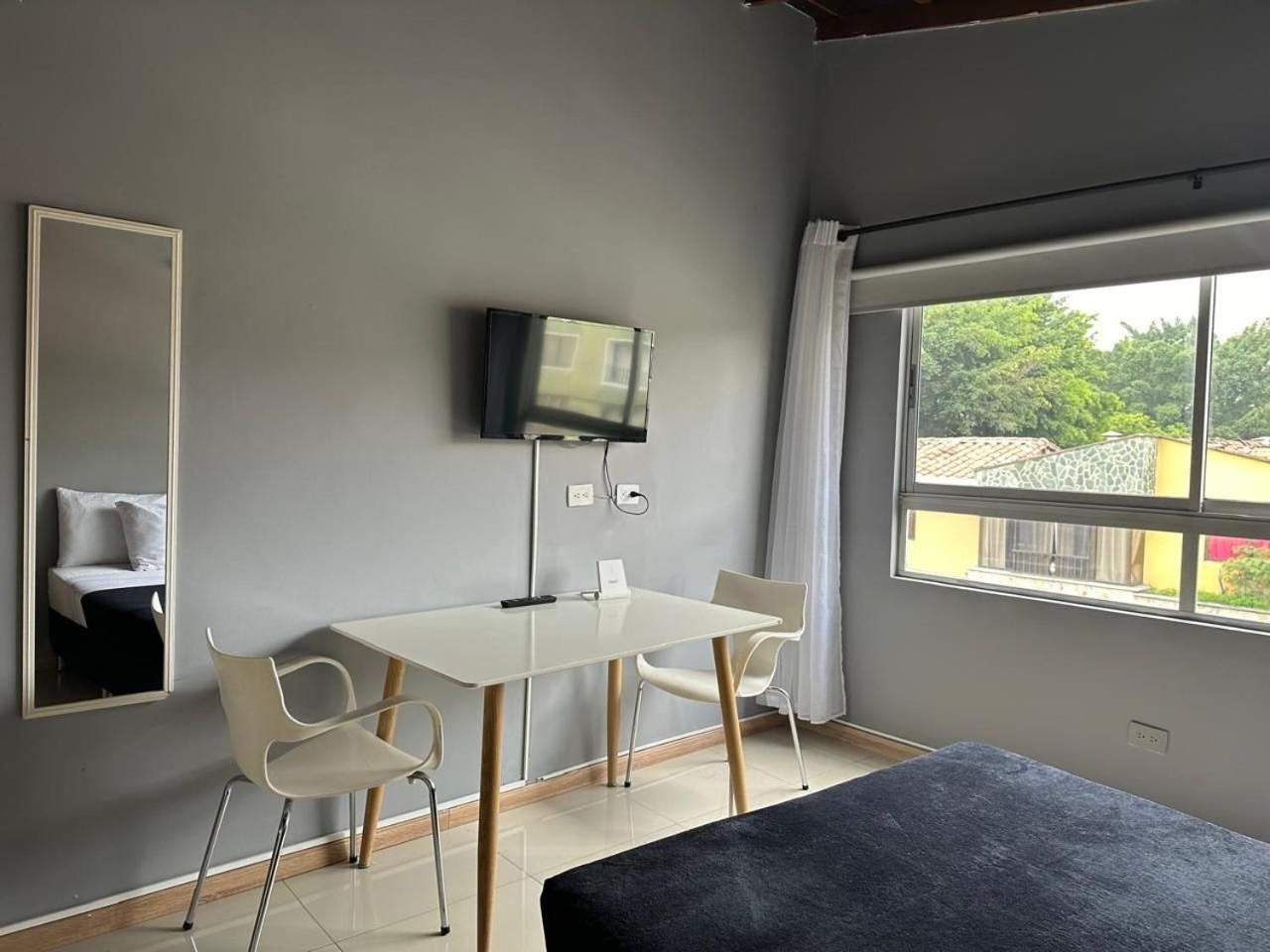 Laureles Apartments and Lofts