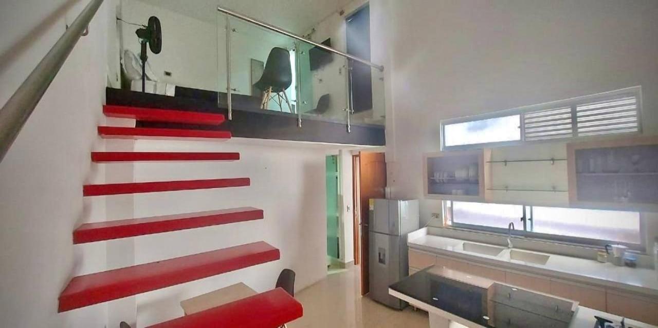 Laureles Apartments and Lofts
