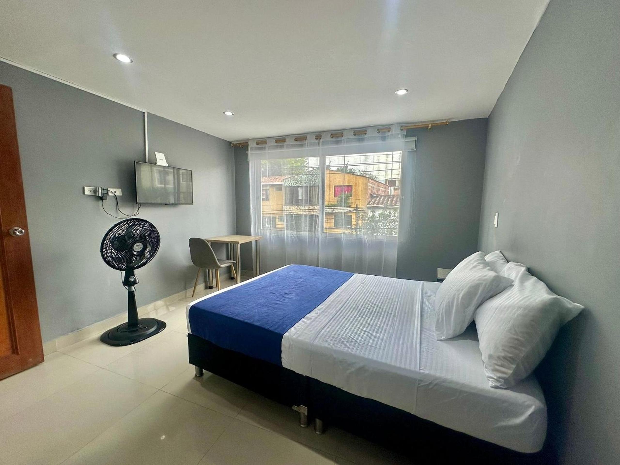 Laureles Apartments and Lofts
