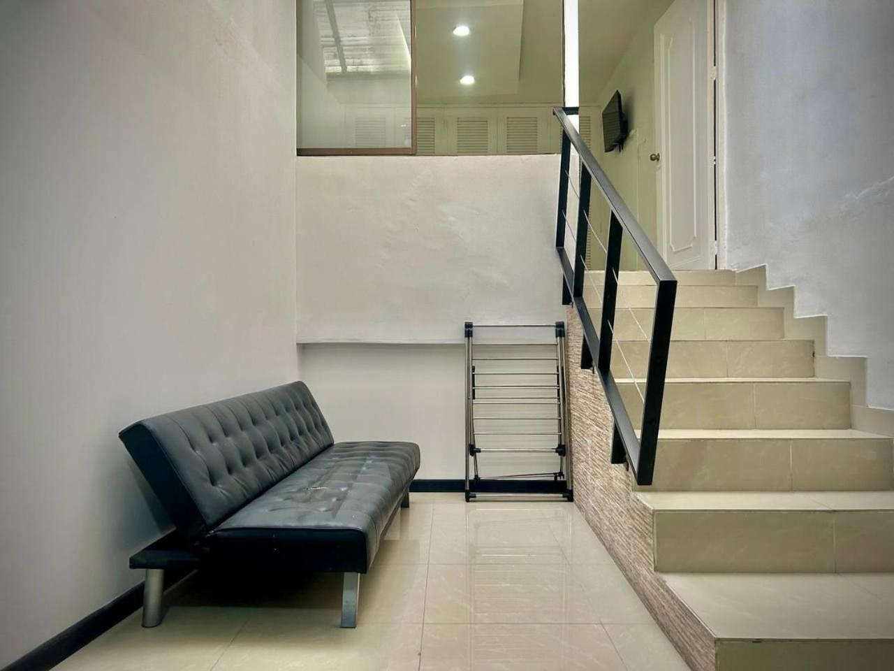 Laureles Apartments and Lofts
