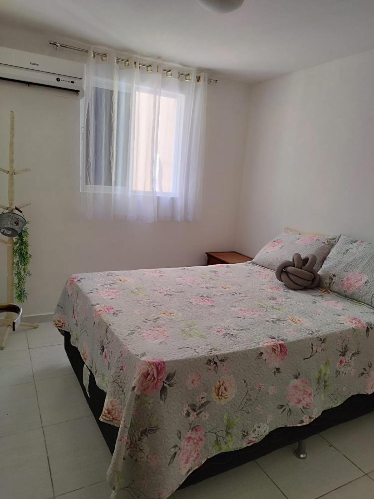 Apartamento 202- piscina,ar, proximo ás praias do Litoral Sul Paraíbano com garagem