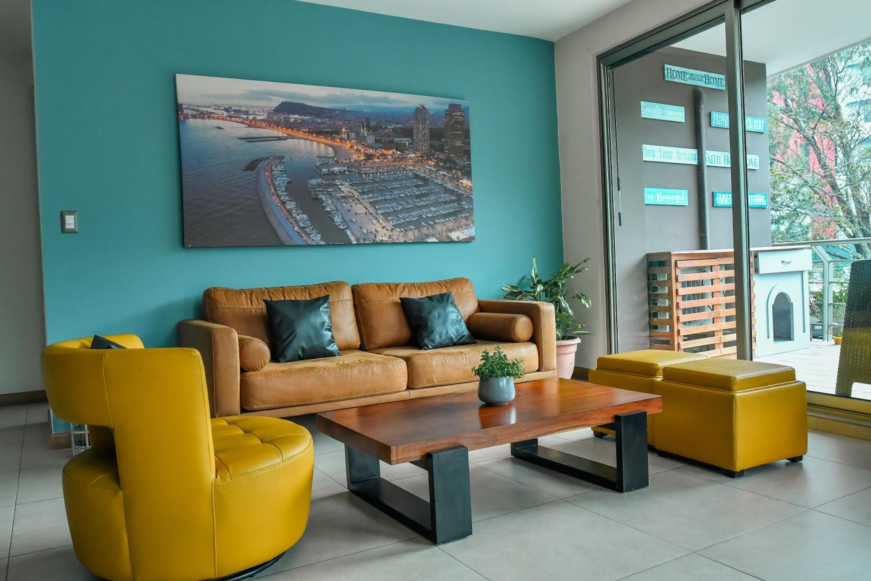 lounge