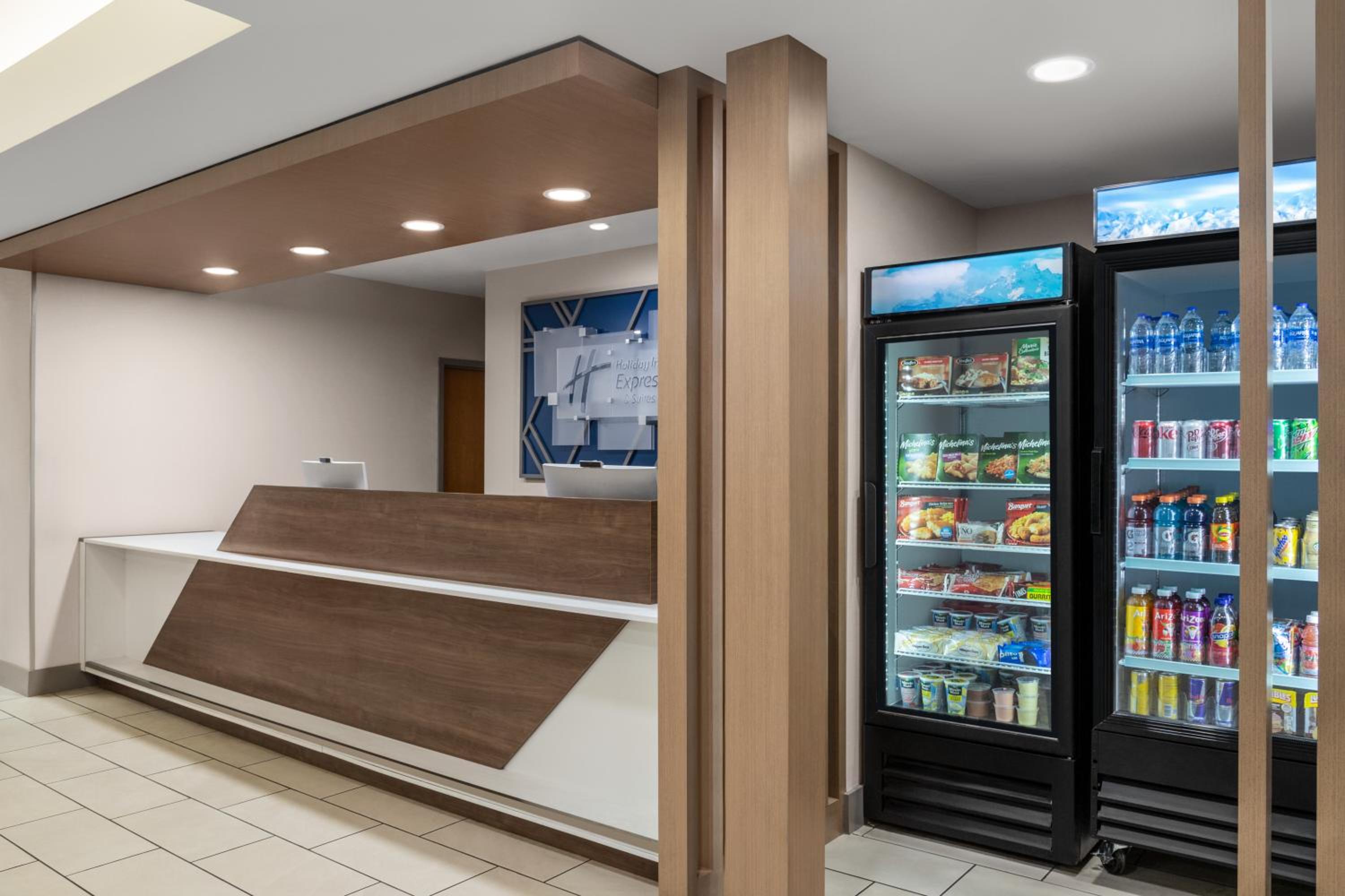 Birmingham Vacations - Holiday Inn Express Birmingham Irondale East, an IHG Hotel - Property Image 2