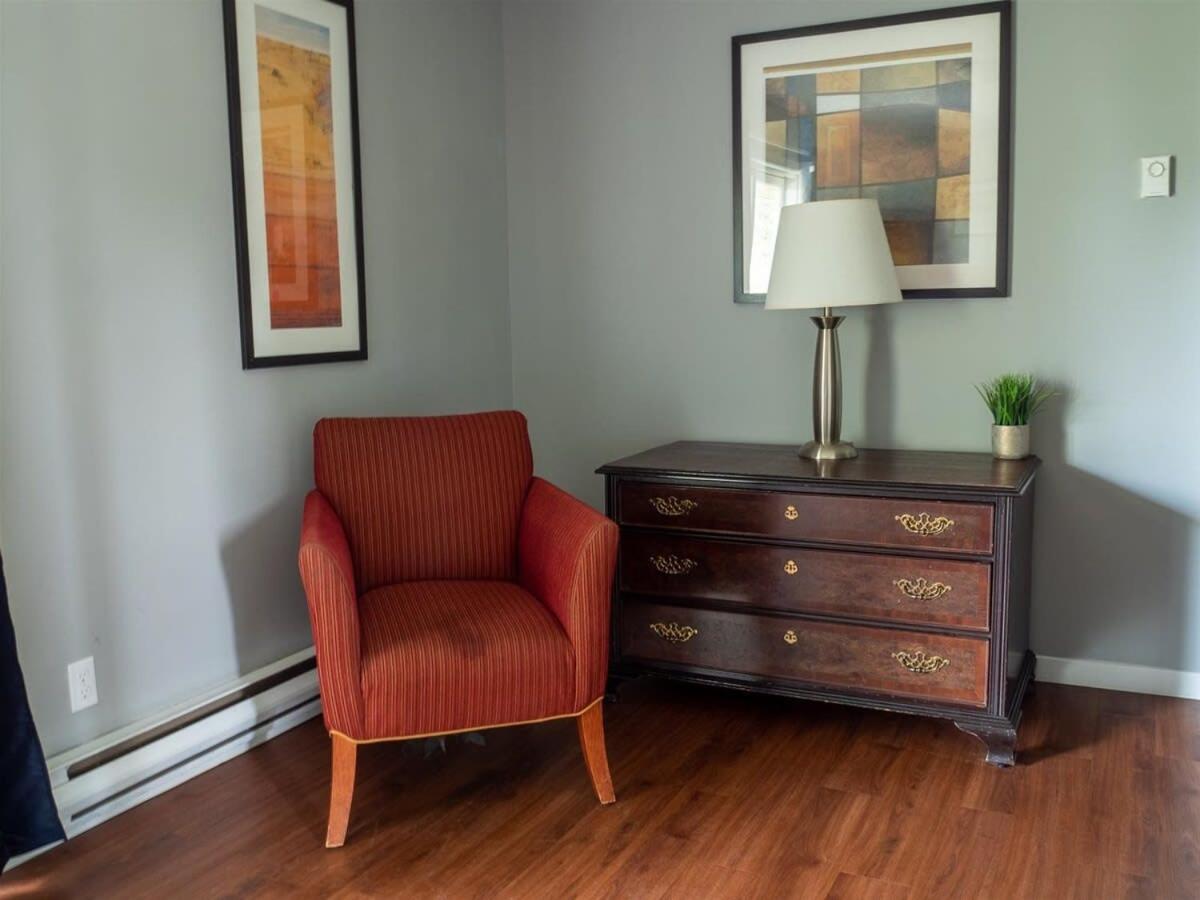 The Rosehall PEC Waterfront Stay