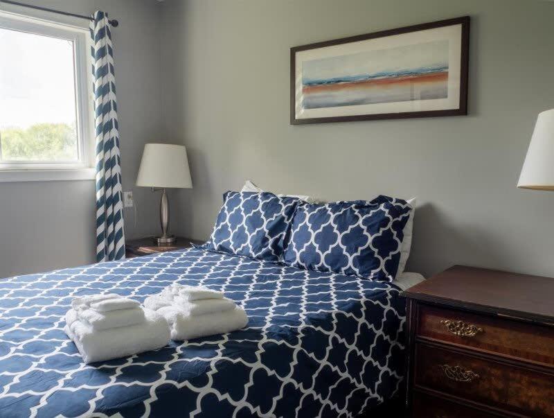 The Rosehall PEC Waterfront Stay