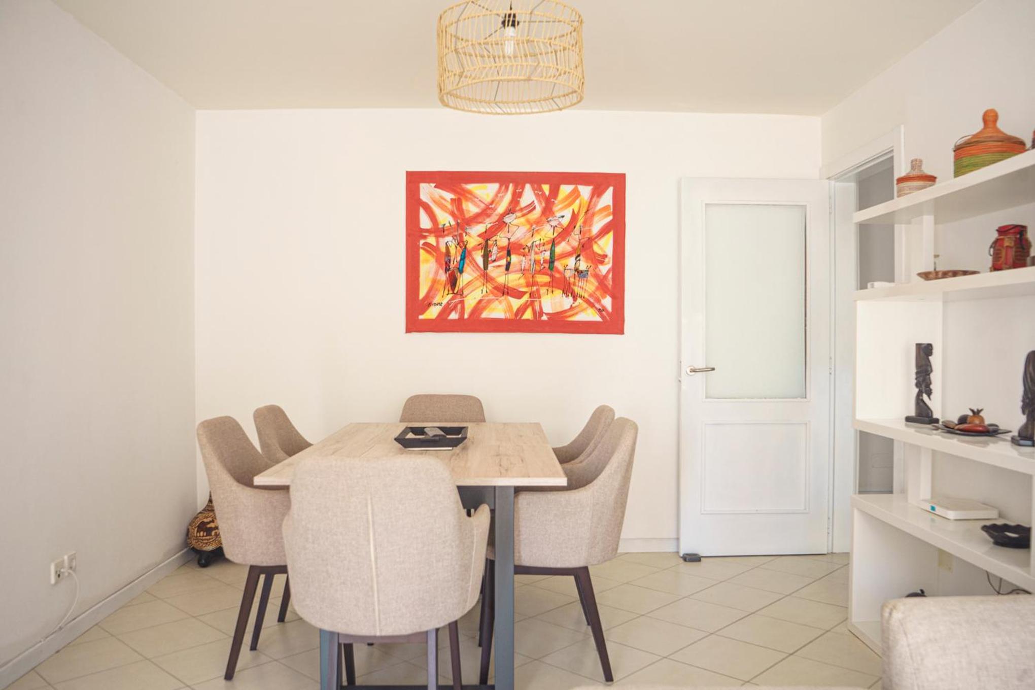 2 bdr cozy beachside apartment, Copacabana - LCGR