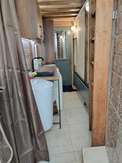 Sailor's cabin view 5
