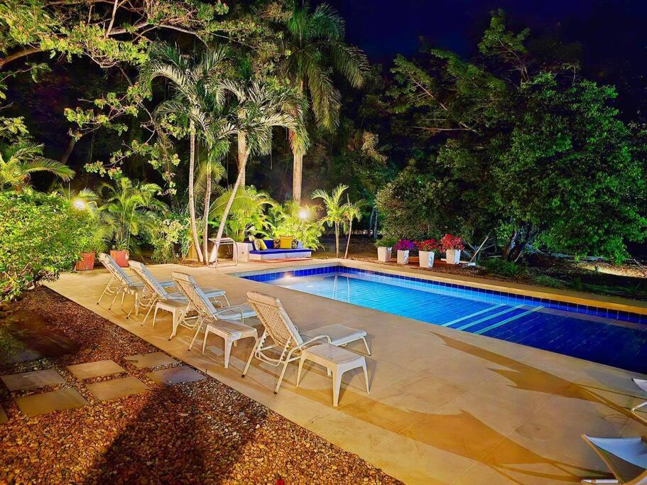 Casa Brisa Girardot - Hermosa Casa Rodeada de Naturaleza