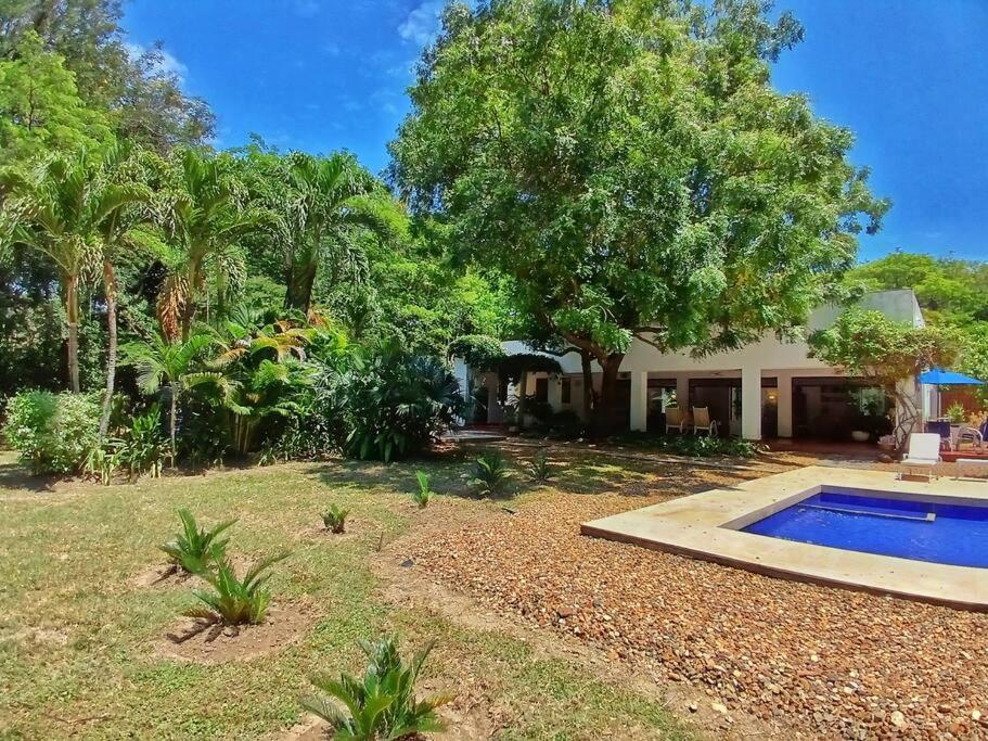 Casa Brisa Girardot - Hermosa Casa Rodeada de Naturaleza