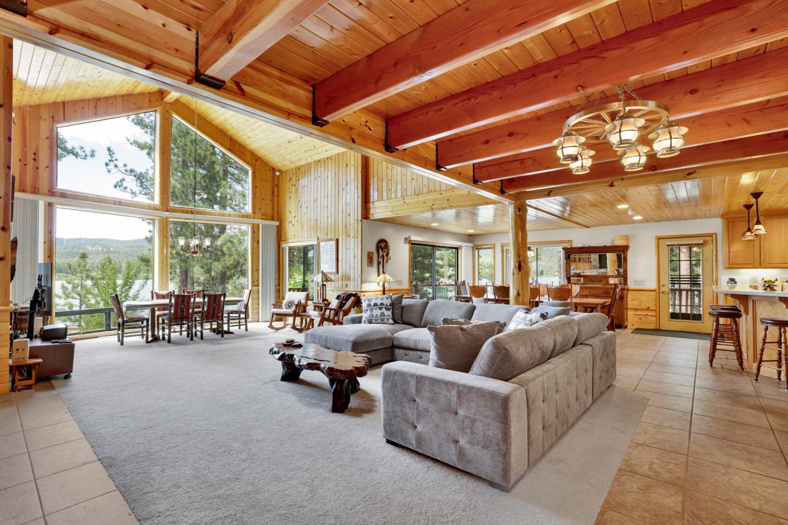 Eagle point lake house #2471