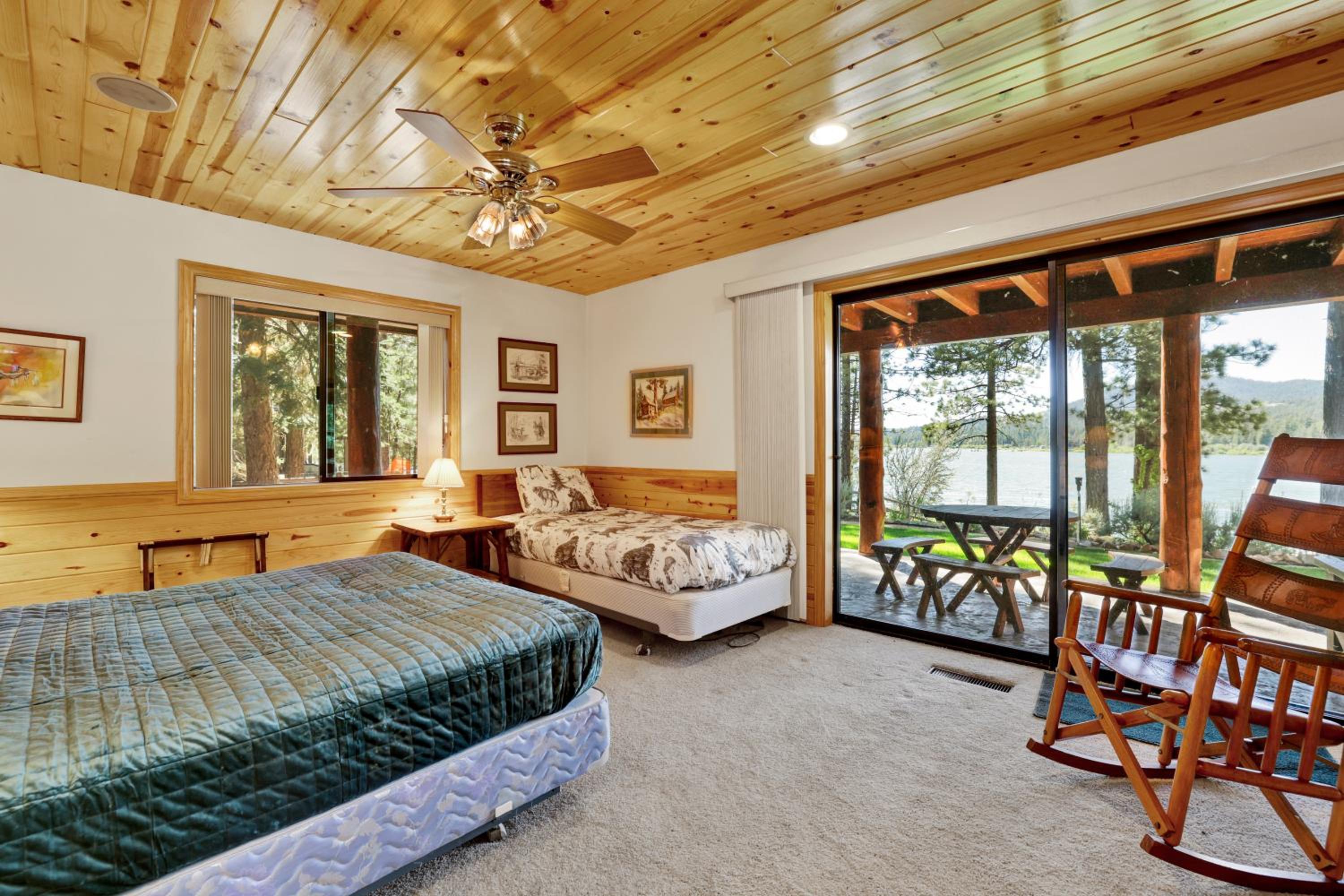 Eagle point lake house #2471