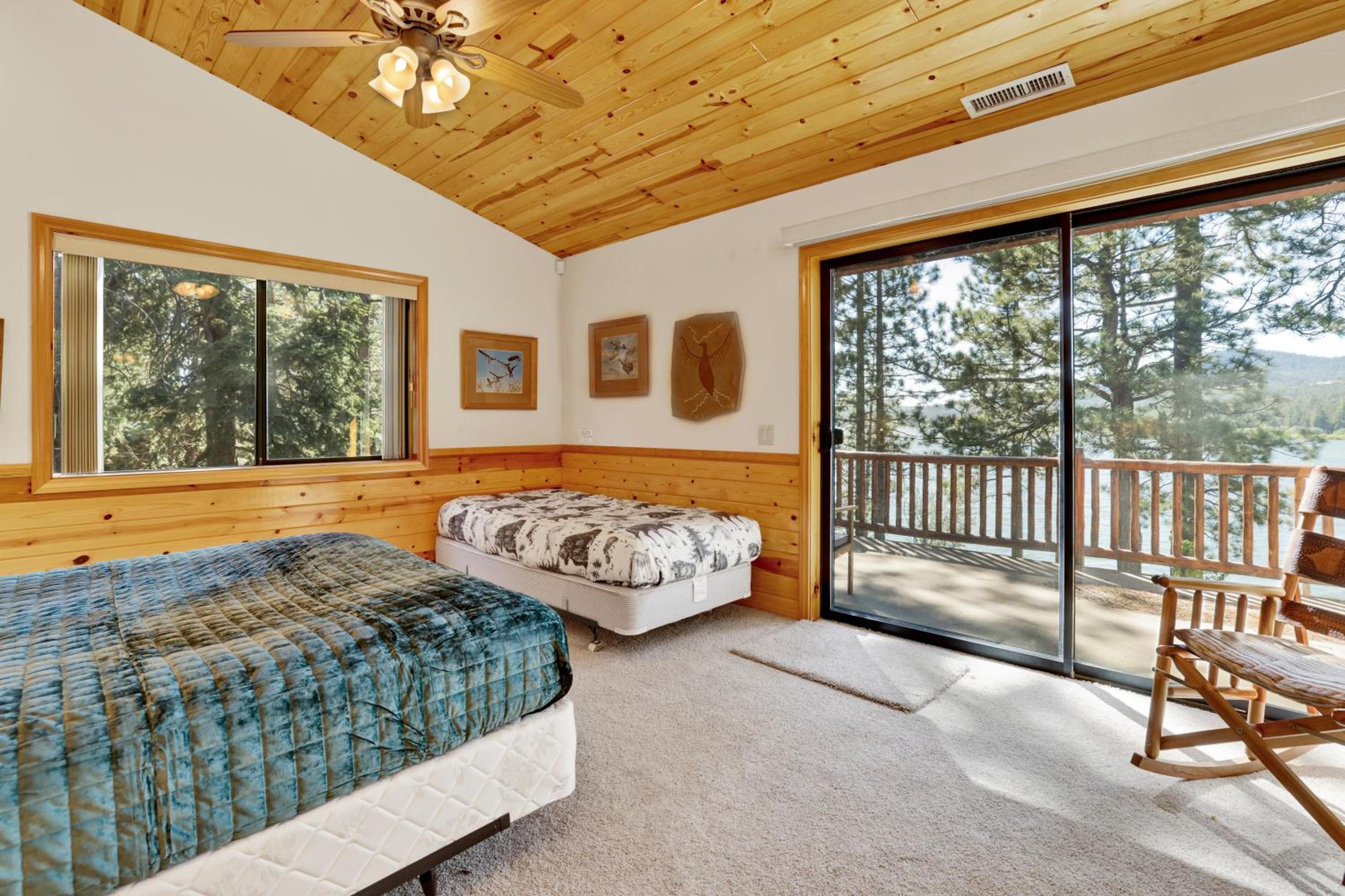 Eagle point lake house #2471