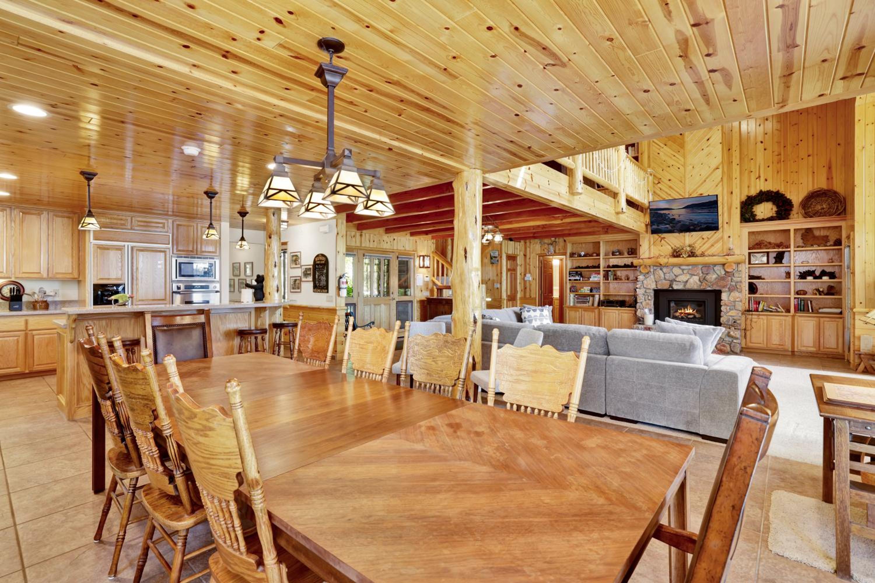 Eagle point lake house #2471