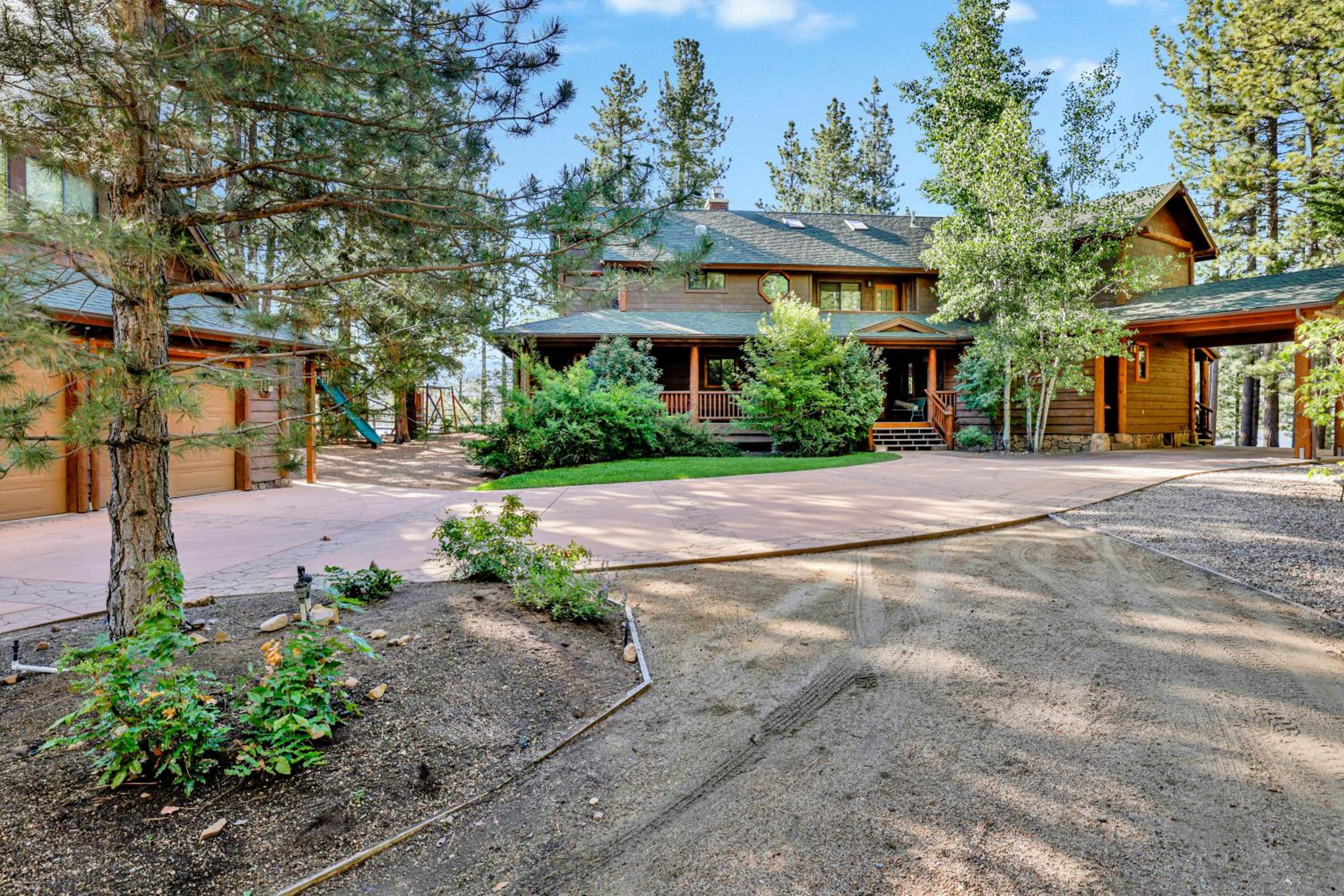 Eagle point lake house #2471